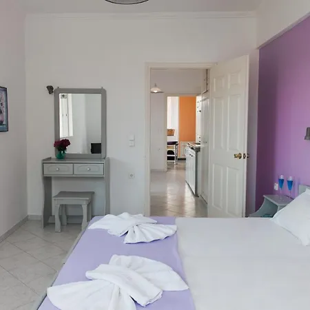 Dionysos Lefkas Appart hôtel *