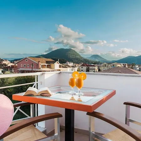 公寓式酒店 Dionysos Lefkas 奈德里