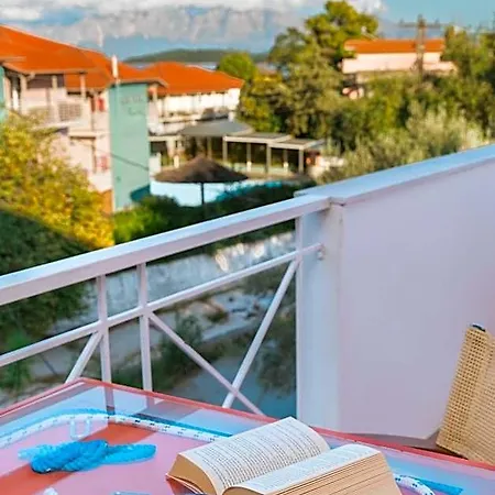 Dionysos Lefkas Nydri (Lefkada)