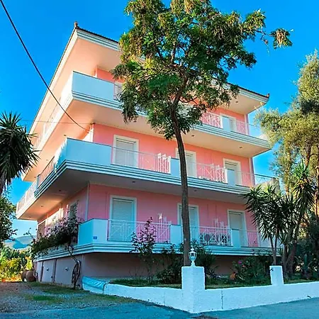Dionysos Lefkas 3*
