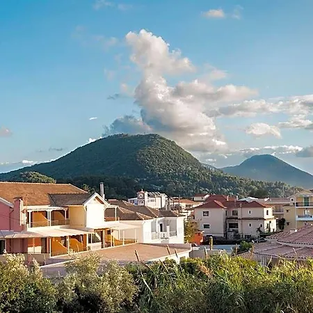Dionysos Lefkas