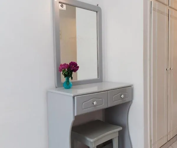 Dionysos Lefkas Aparthotel