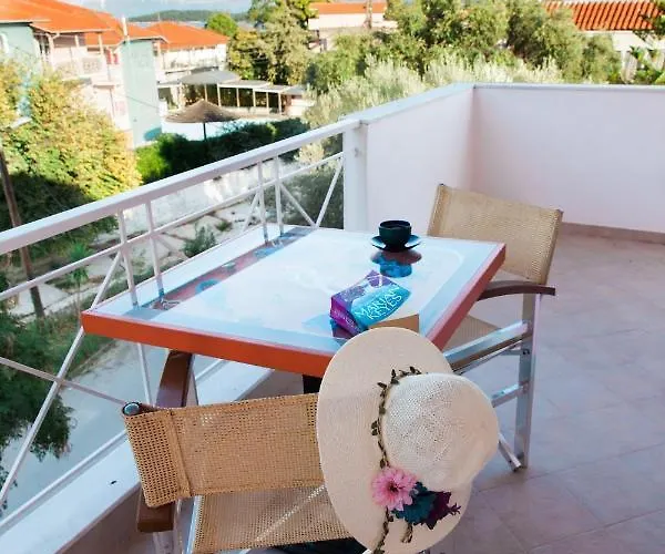 Dionysos Lefkas Aparthotel 3*