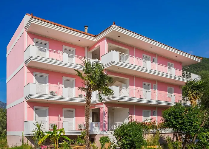 Dionysos Lefkas Aparthotel